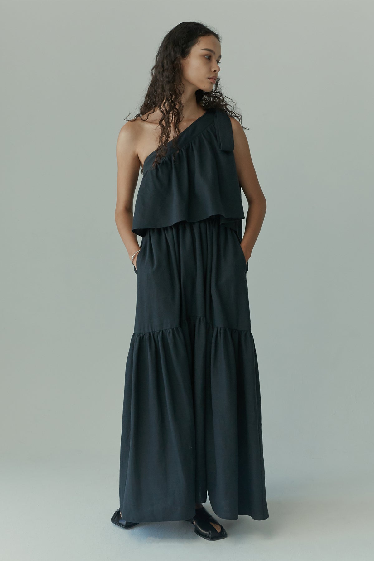 One shoulder gathered linen and cotton-blend maxi dress GOEN.J One shoulder gathered linen and cotton-blend maxi dress GOEN.J