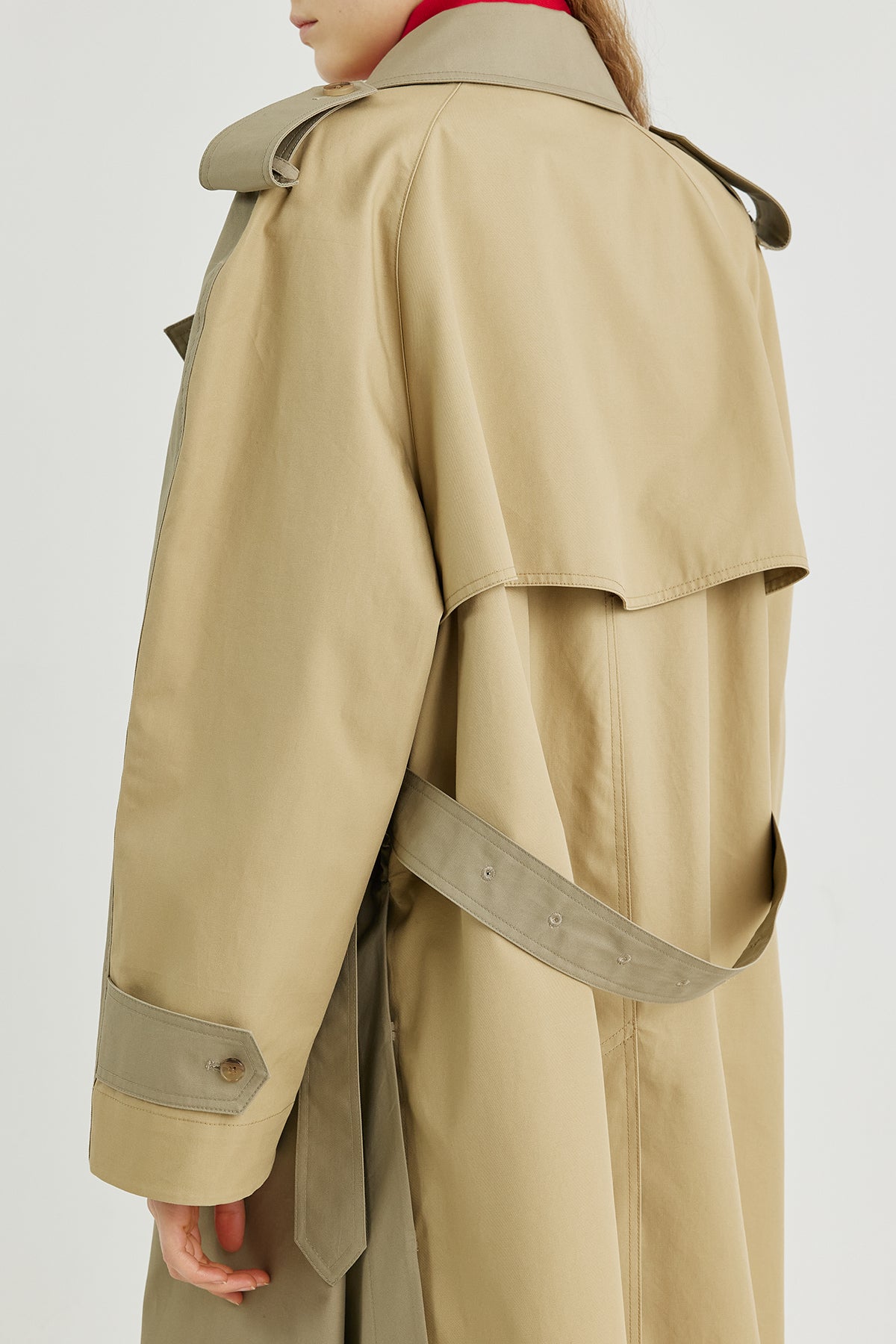 Double-breasted two-tone trench coat