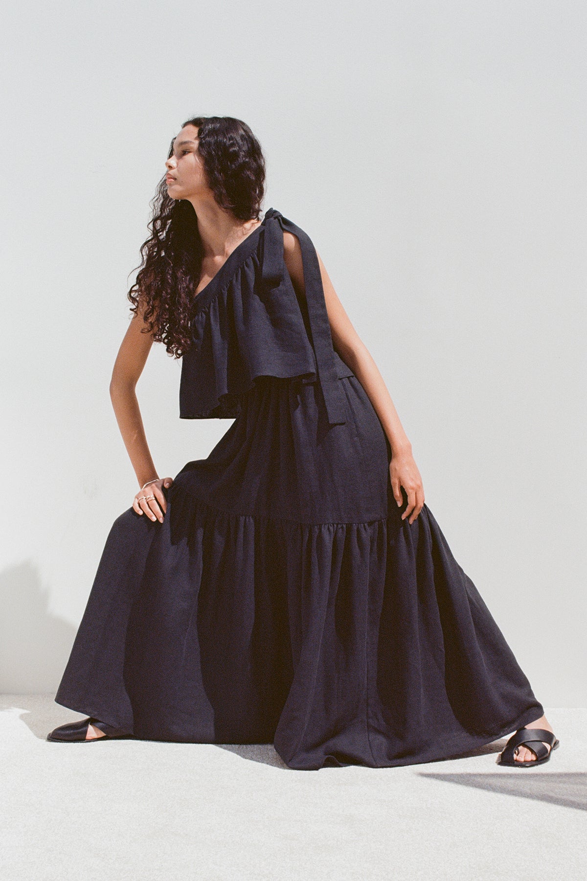 goen j one shoulder dress Goen.J One-shoulder Maxi Dress